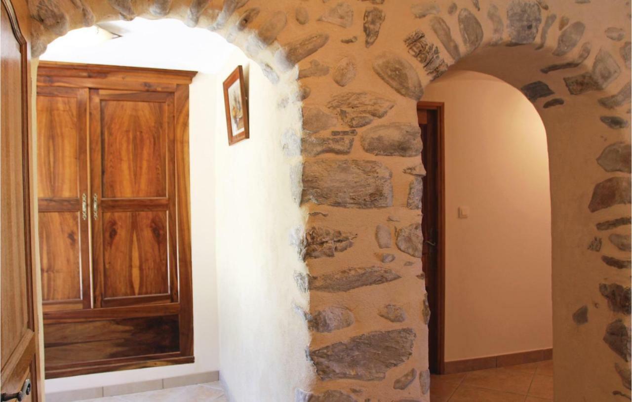 2 Bedroom Awesome Home In Sigoyer Sigoyer  エクステリア 写真