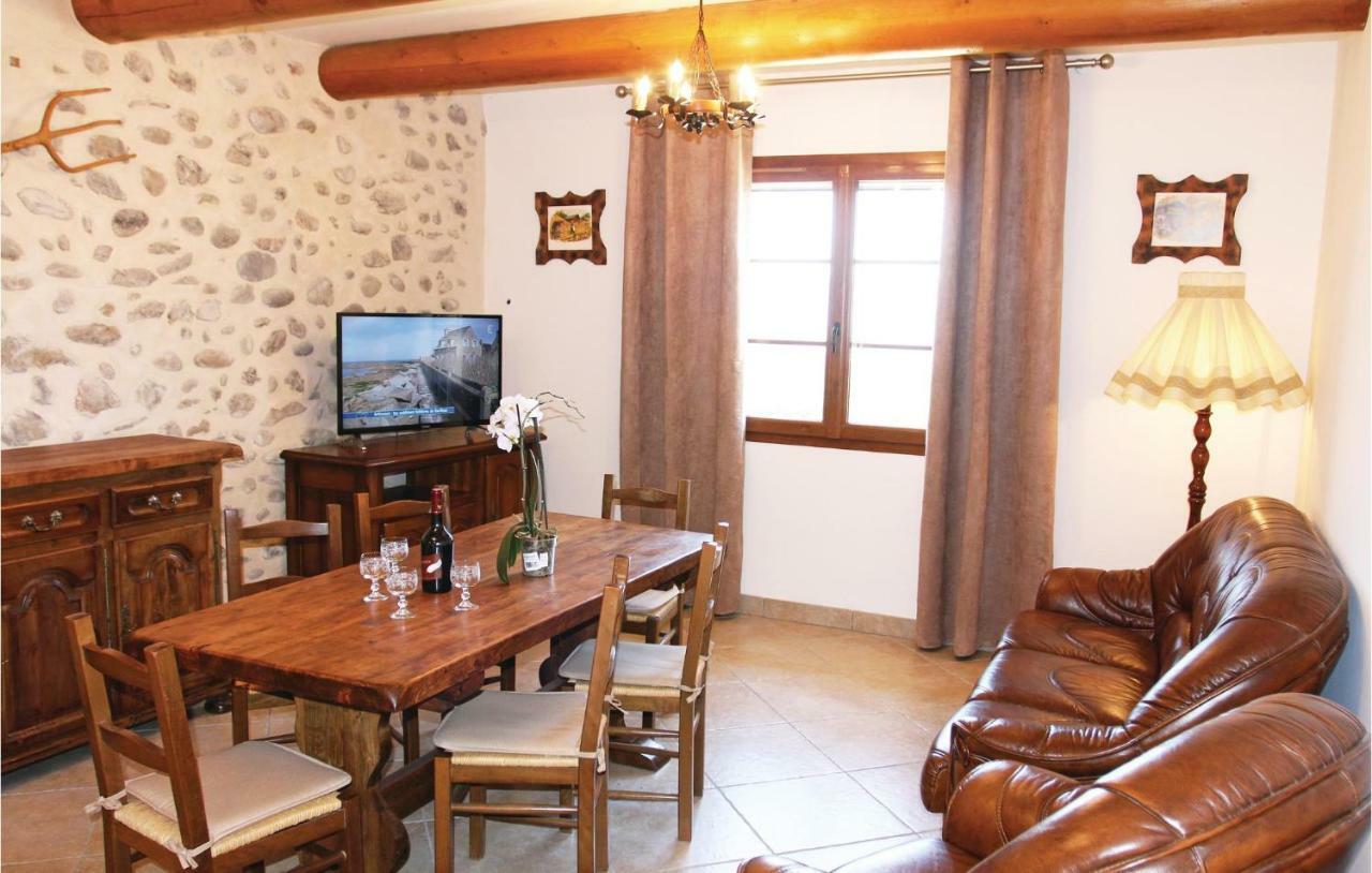 2 Bedroom Awesome Home In Sigoyer Sigoyer  エクステリア 写真